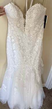 Oleg Cassini Lace Applique Mermaid Strapless Wedding Dress in Ivory